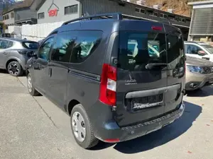 Dacia Dokker Laureate Bild 9