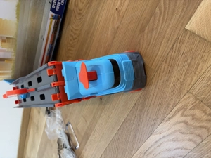 Hotwheels 2in1 Transporter  Bild 2