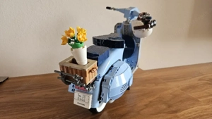 LEGO Vespa 125 blau, Set 10298