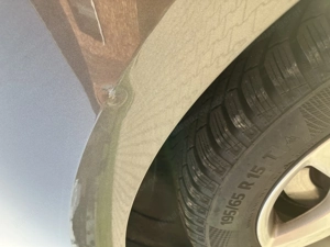 Volkswagen Golf VII Variant, Frischer TÜV Bild 9