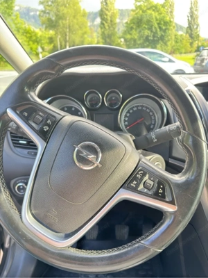 Opel Zafira 2.0 Bild 7