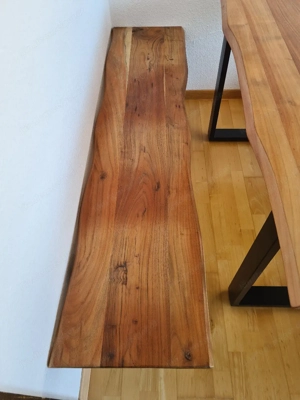 Esstisch mit zwei Bänken Bild 2