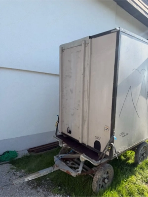 Hütte für Hühnerstall Bild 3