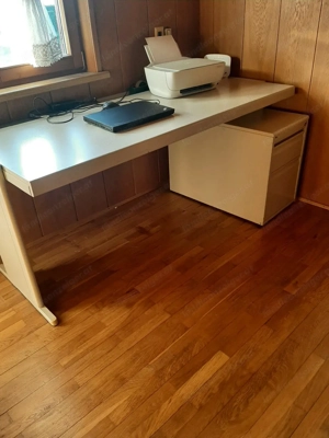 Metall Bürotisch mit kleinem Kasten Bild 3