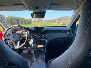 Mercedes A-Klasse A200 blue EFFICIENCY Bild 4