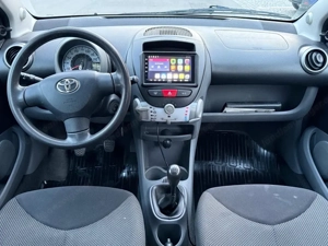 Toyota Aygo Öamtc Tüv 12 26 + 4 Mon. Bild 5