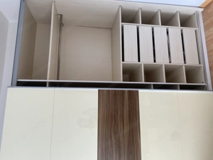 Moderner Kleiderschrank mit Schiebetüren   sehr guter Zustand Bild 2
