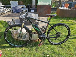 Vollcarbon E - Bike mit 2 * 500 AH Akkus Bild 2