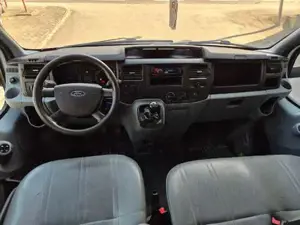 Ford Transit Bild 15