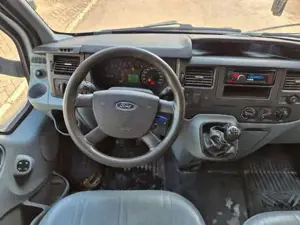 Ford Transit Bild 16