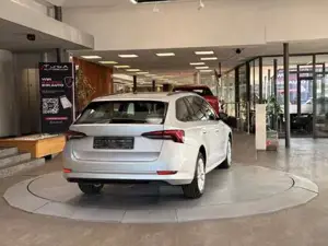Skoda Octavia Bild 10