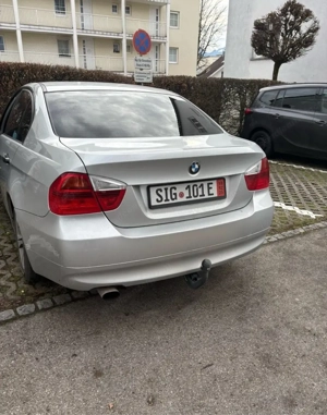 Bmw e90 318i Bild 5