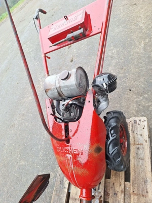 Motormäher Bucher
