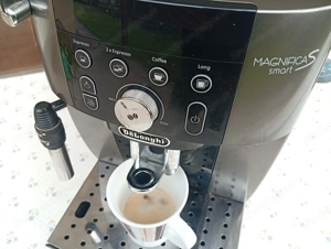 DeLonghi Magnifica S Smart Bild 2