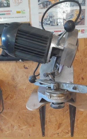 Schärfmaschine für Ketten Bild 3