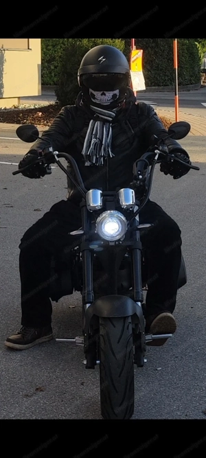 Elektro Motorrad Chopper Bild 5