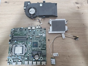Mainborad + CPU eines DELL OptiPlex 3040m Bild 2
