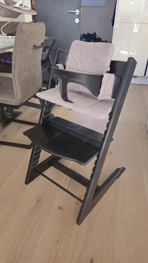 Stokke Tripp Trapp Set inkl. Newborn + Babyset + Polster   schwarz Bild 2