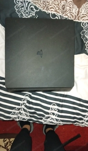ps4 silm  in einem guten zustand  Bild 4