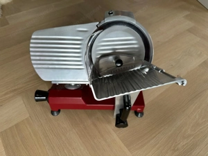 Aufschnittmaschine GGM Gastro AMH Serie