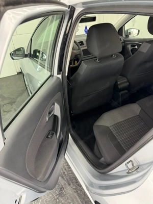 Volkswagen Polo 1,4 TDI Comfortline BMT Start-Stopp Bild 9