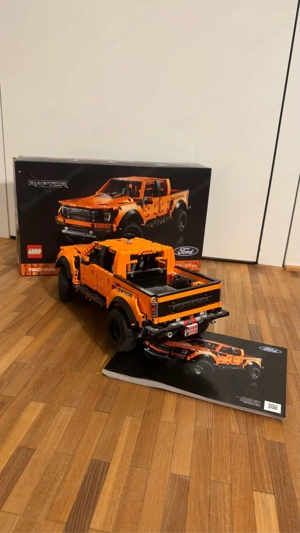 Lego Technic 42126 Ford F-150 Raptor Pick-Up-Truck Bild 4