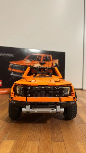 Lego Technic 42126 Ford F-150 Raptor Pick-Up-Truck Bild 3