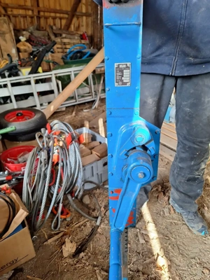 Wagenheber blau Brano