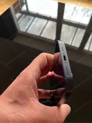 iPhone 13 Midnight Bild 7