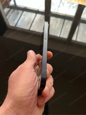 iPhone 13 Midnight Bild 9