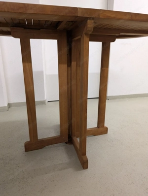 Outdoor-Zeit=Gartentisch-Zeit Bild 3