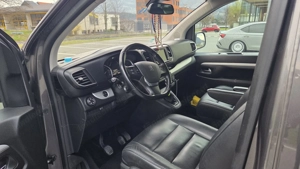 Peugeot Traveller Business VIP L2 Bild 7