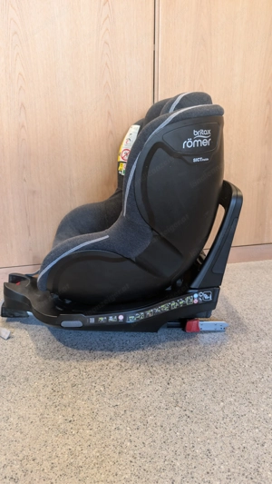 Britax Römer Dualfix M i-size Kindersitz  Bild 5