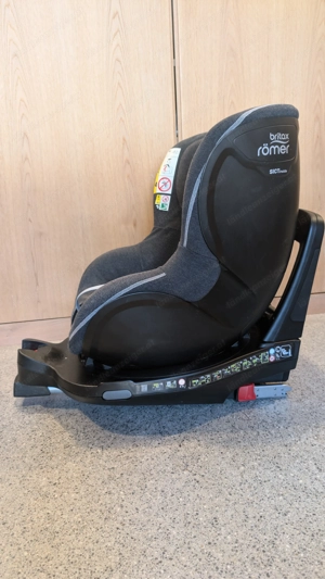 Britax Römer Dualfix M i-size Kindersitz  Bild 3