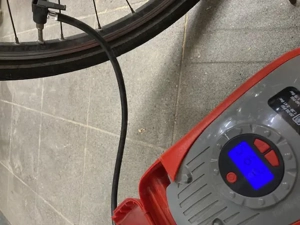 Bläck & Decker Air Stadion zu Verkaufen Bild 4