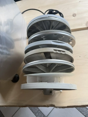 Gemüseschneider Gastronomie für >130kg h Bild 3