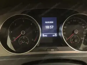 Volkswagen Golf VII Variant, Frischer TÜV Bild 8