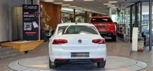 Volkswagen Passat Bild 8