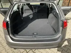 Volkswagen Golf VII Variant, Frischer TÜV Bild 5