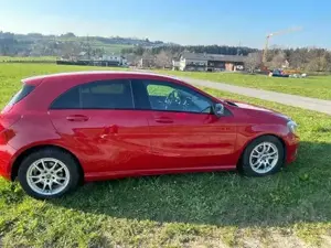 Mercedes A-Klasse A200 blue EFFICIENCY Bild 4