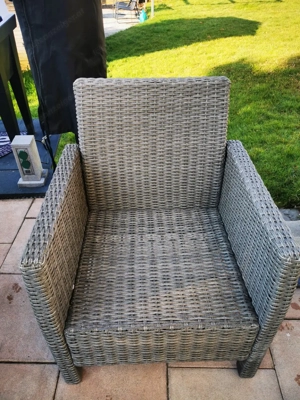 Rattan Stuhl wie neu Bild 5