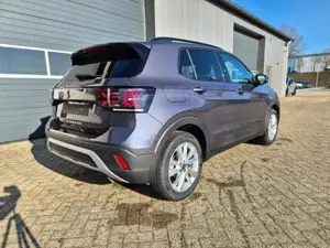 VW T-Cross 1.0 TSI 116PS DSG Life ACC IQ.LIGHT - LED-Matri... Bild 7
