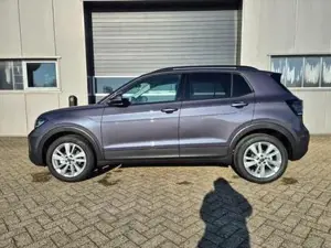 VW T-Cross 1.0 TSI 116PS DSG Life ACC IQ.LIGHT - LED-Matri... Bild 4