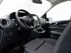 Mercedes-Benz Vito 116 CDI Tourer SELECT Lang LM LED FLA PDC Bild 5