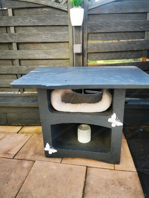 Granitplatte mit Betontisch  Bild 2