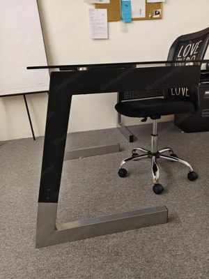 Glas Schreibtisch mit 2 Stühlen zu verkaufen Bild 4