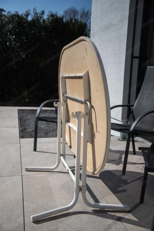 Klapptisch für den Garten und 3 Gartenstühle Bild 3