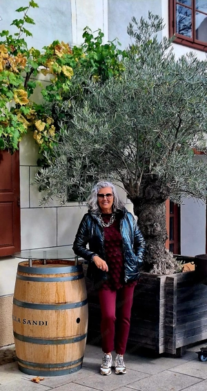 Einsame, lustige Tirolerin sucht hier ihren ehrlichen, treuen Lebenspartner!!!