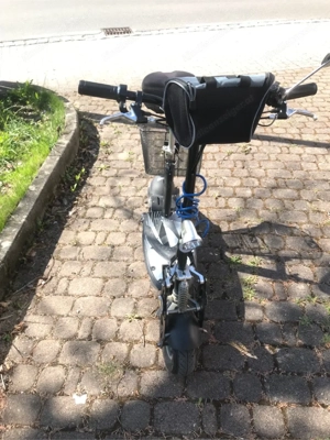 E Scooter  Bild 4