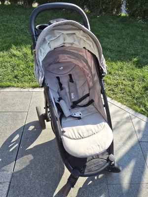 Joie Buggy litetrax 4 mit sehr viel Zubehör Bild 2